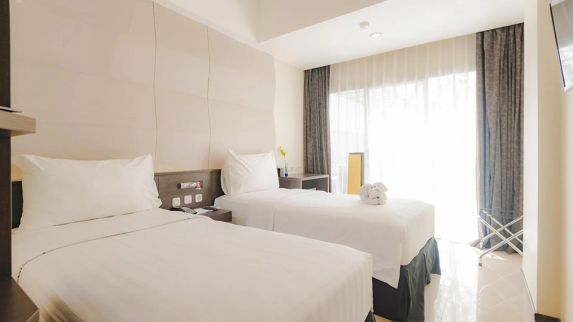 Fashion Hotel Legian 4*, Legian (Bali)